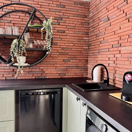 بيت للعطل Garden - The Garage