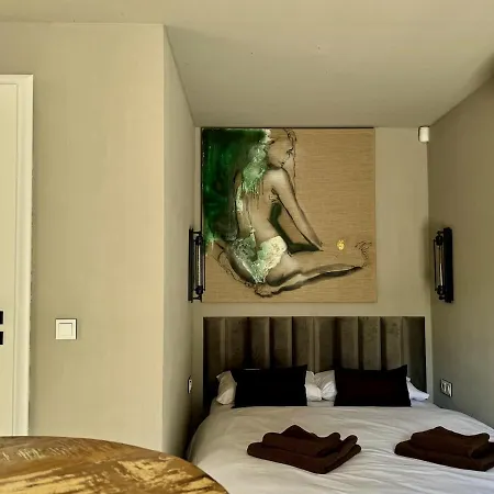 Garden - The Garage Drahobudice