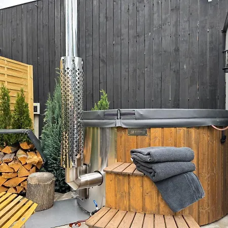 Σπίτι διακοπών Garden - The Garage Drahobudice